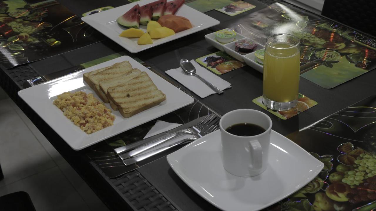 Puerto Caribe Hostal Guachaca 外观 照片
