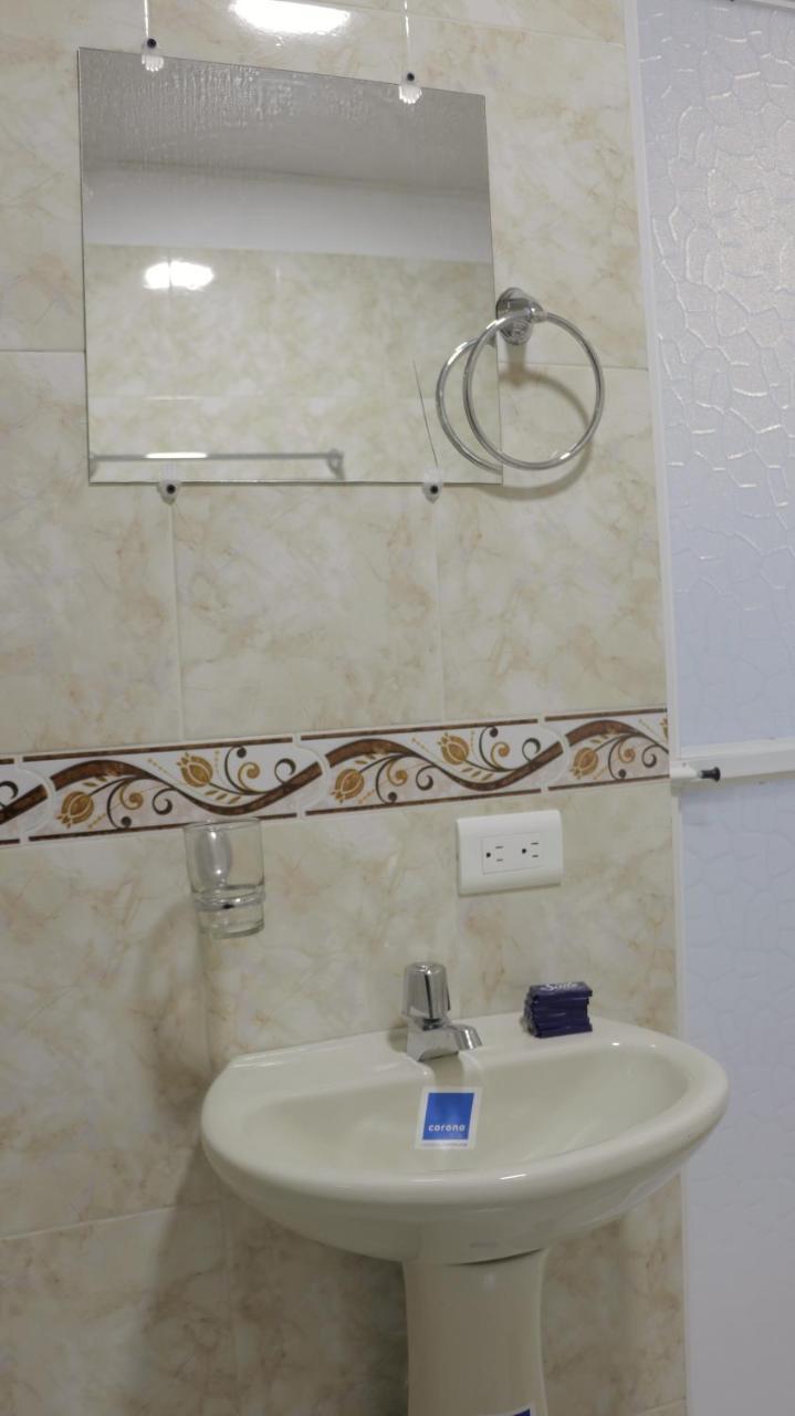 Puerto Caribe Hostal Guachaca 外观 照片